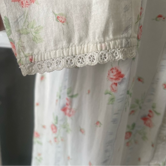 Vintage Victoria's Secret Floral Cotton Nightgown - Picture 6 of 9